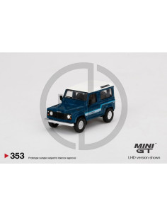 Land Rover Defender 90 County Wagon Stratos Blue 2
