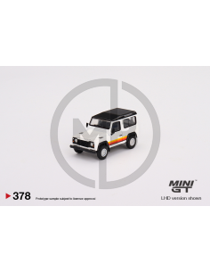 Land Rover Defender 90 wagon 2