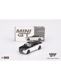 Bmw I7 Xdrive60 Alpine White – Black Sapphire 2024 2